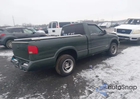 1996 Chevrolet S Truck S10 z USA, uszkodzony, nr VIN 1GCCS1445T8202042
